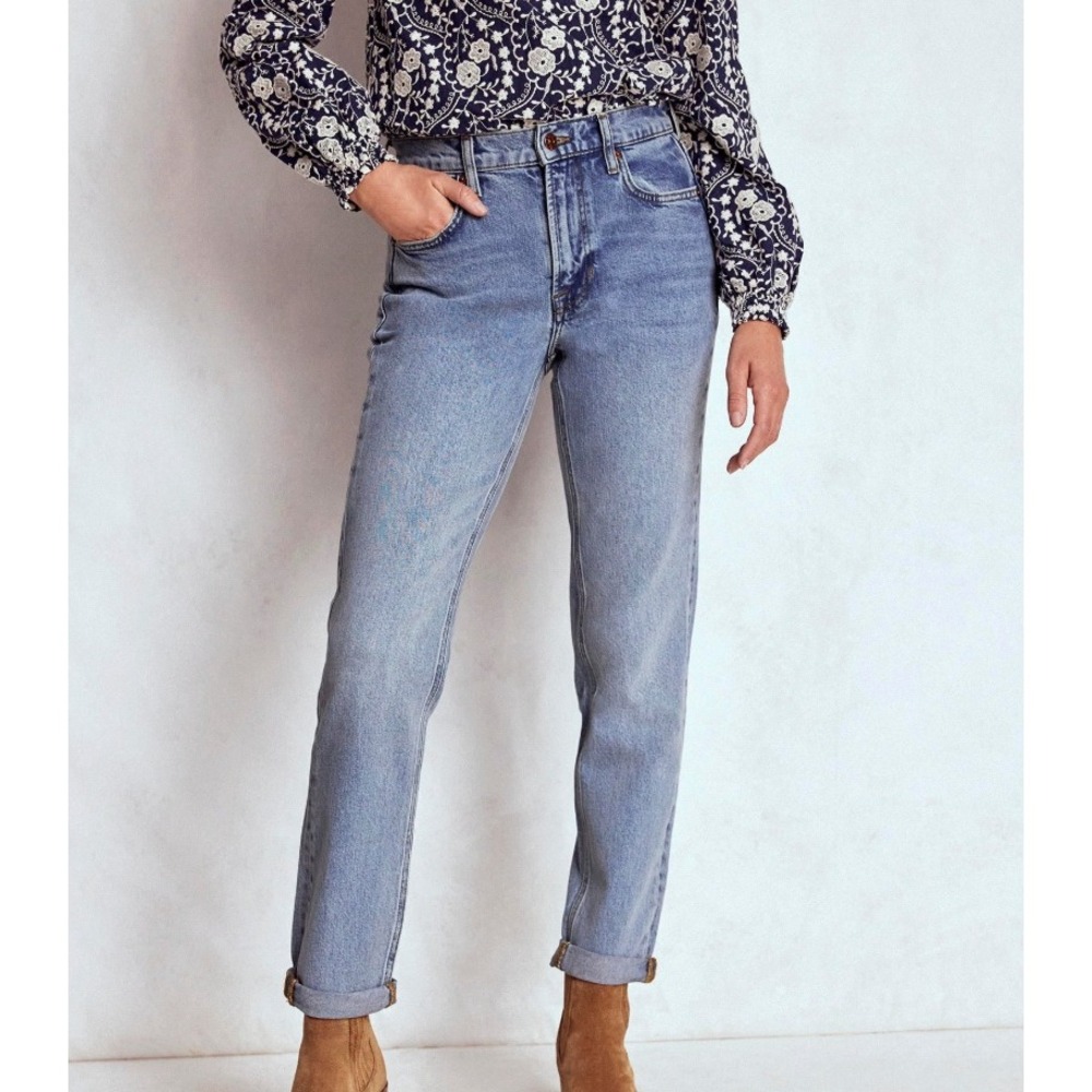 Boden Girlfriend Jeans in Blue Size 30